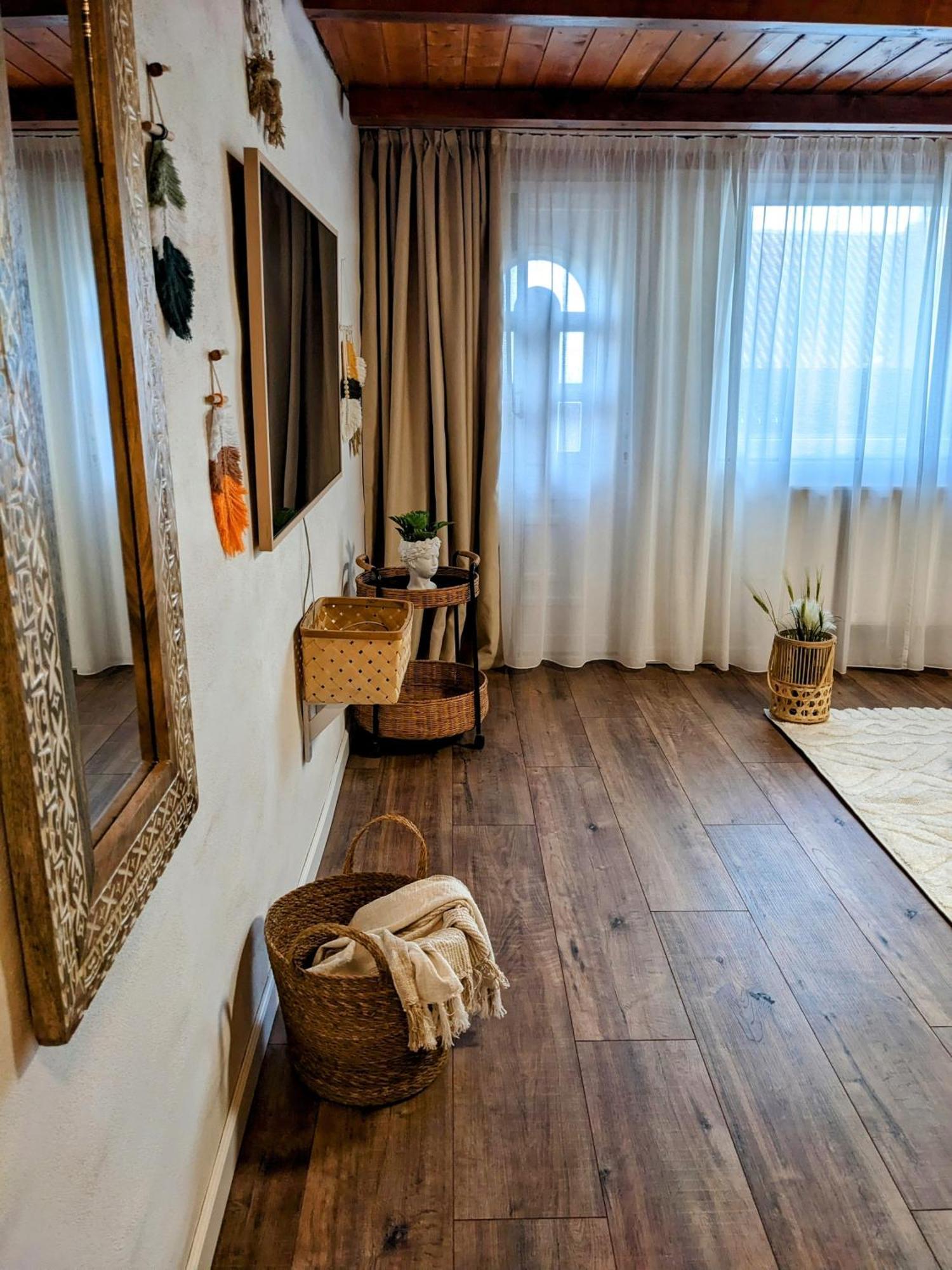 Tokaj Zlata Putna - Restaurant & Pension Vinicky Εξωτερικό φωτογραφία