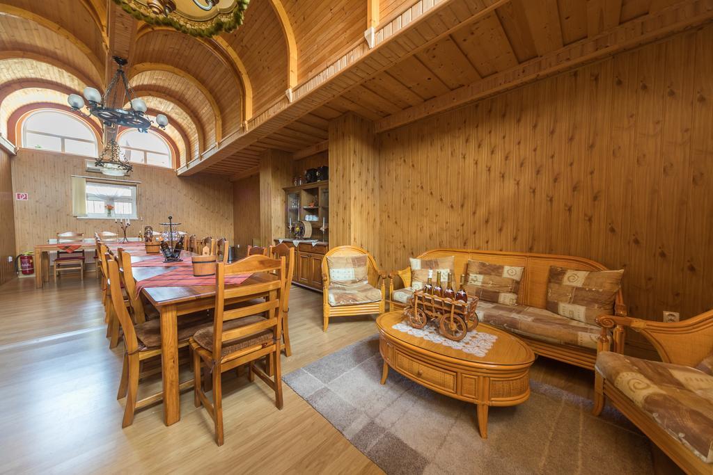 Tokaj Zlata Putna - Restaurant & Pension Vinicky Εξωτερικό φωτογραφία