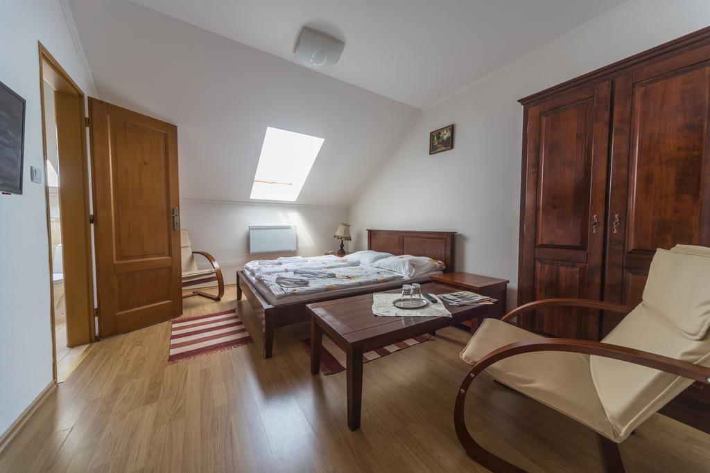 Tokaj Zlata Putna - Restaurant & Pension Vinicky Εξωτερικό φωτογραφία
